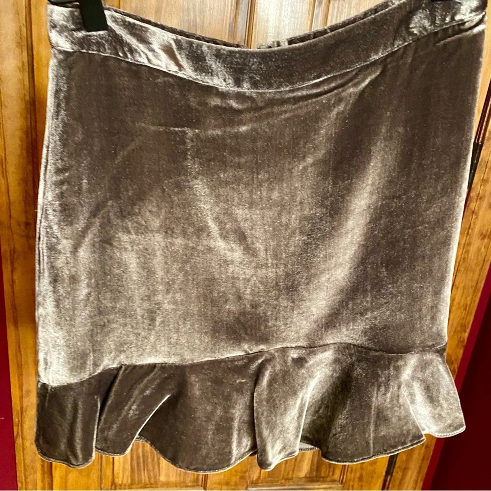 Madewell Crushed Velvet & Silk Ruffle Hem Mini Skirt Gray Silver Sz 2 NWT